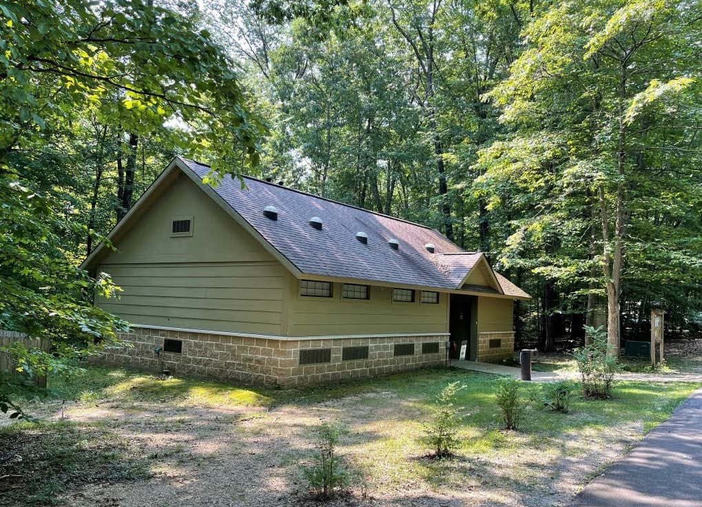 Restroom & Bath House